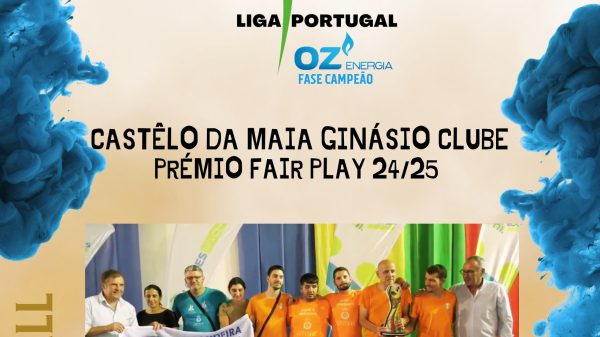 Na imagem estão os atletas e equipa técnica do Castêlo da Maia Ginásio Clube a segurar no troféu e na bandeira da ética